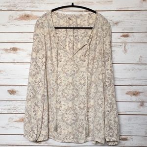 EUC Lila Rose Butterfly Print Peasant Blouse